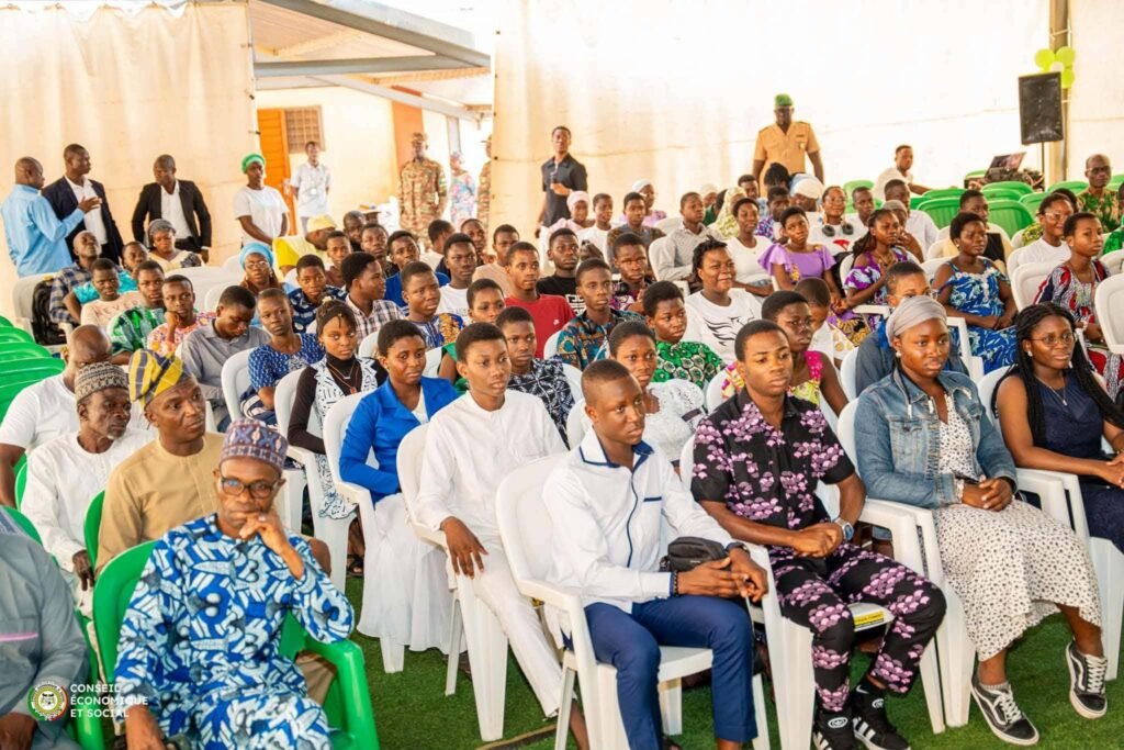 Camp excellence Djougou 70 eleves Seconde Premiere C assistance ADET