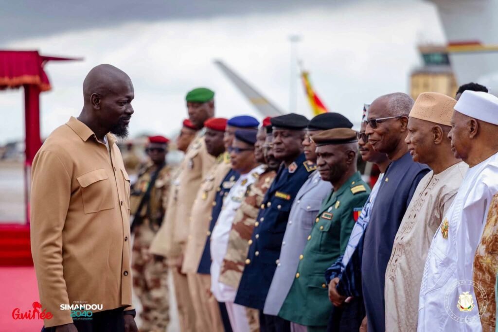 Guinée - Retour de Mamadi Doumbouya à Conakry, accueil officiel à l'aéroport
Crédit : Présidence de la République de Guinée