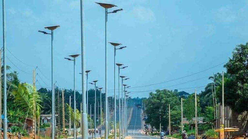 Route Porto-Novo Mededjonou Adjarra Wadon lampadaires eclairage public panne Benin boulevard Cinquantenaire