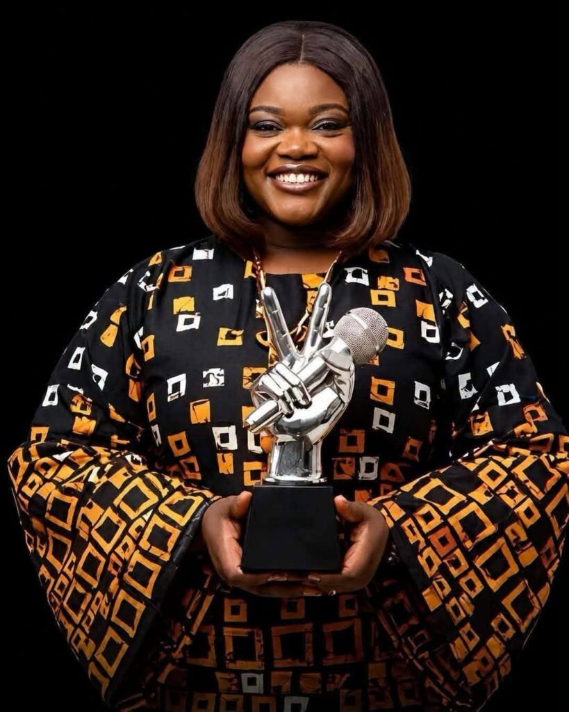  Saara Houansou championne The Voice Afrique 2026 avec le trophée