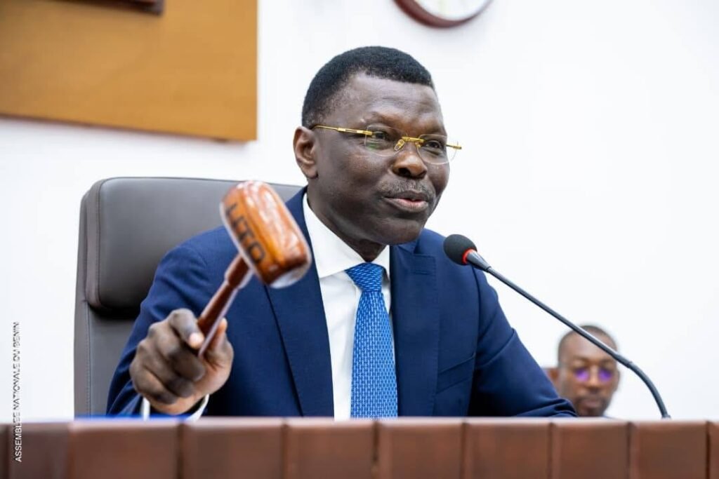 Assemblee nationale Benin Joseph Djogbenou maillet session extraordinaire budget 2027 7 septembre 2026