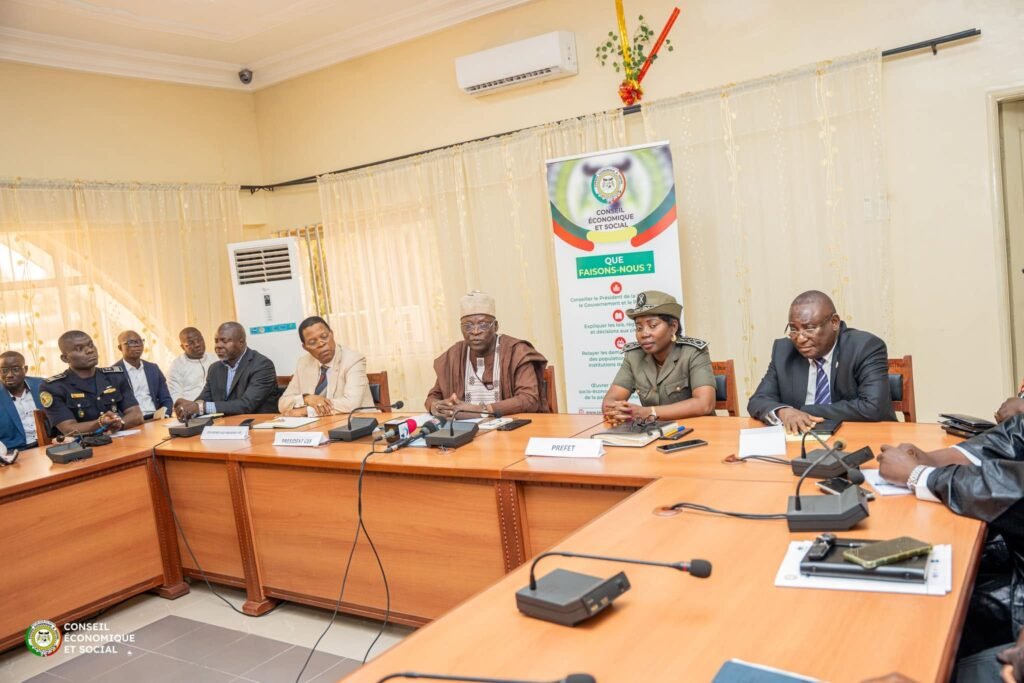 CES Oueme premiere session 8e mandature Emmanuel Zossou Abdoulaye Bio Tchane Prefete Oueme Porto-Novo