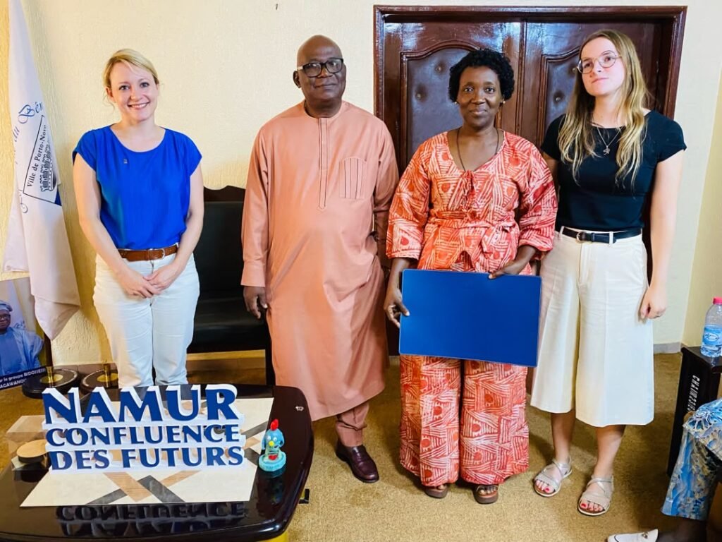 Namur Porto-Novo Charlotte Braibant Mélanie Collin Rachadou Toukourou plaque bleue PCIC