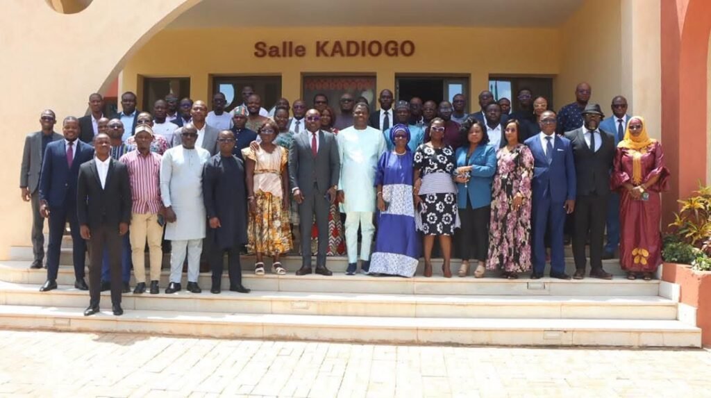 UEMOA Commission medias Ouagadougou Salle Kadiogo groupe journalistes 8 Etats