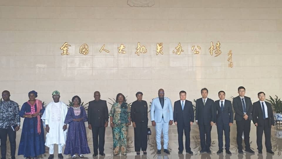 La délégation des députés béninois en chine en pleine activité avec leurs homologues chinois